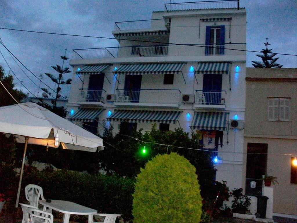 Hotel Marmarinos Aegina エクステリア 写真