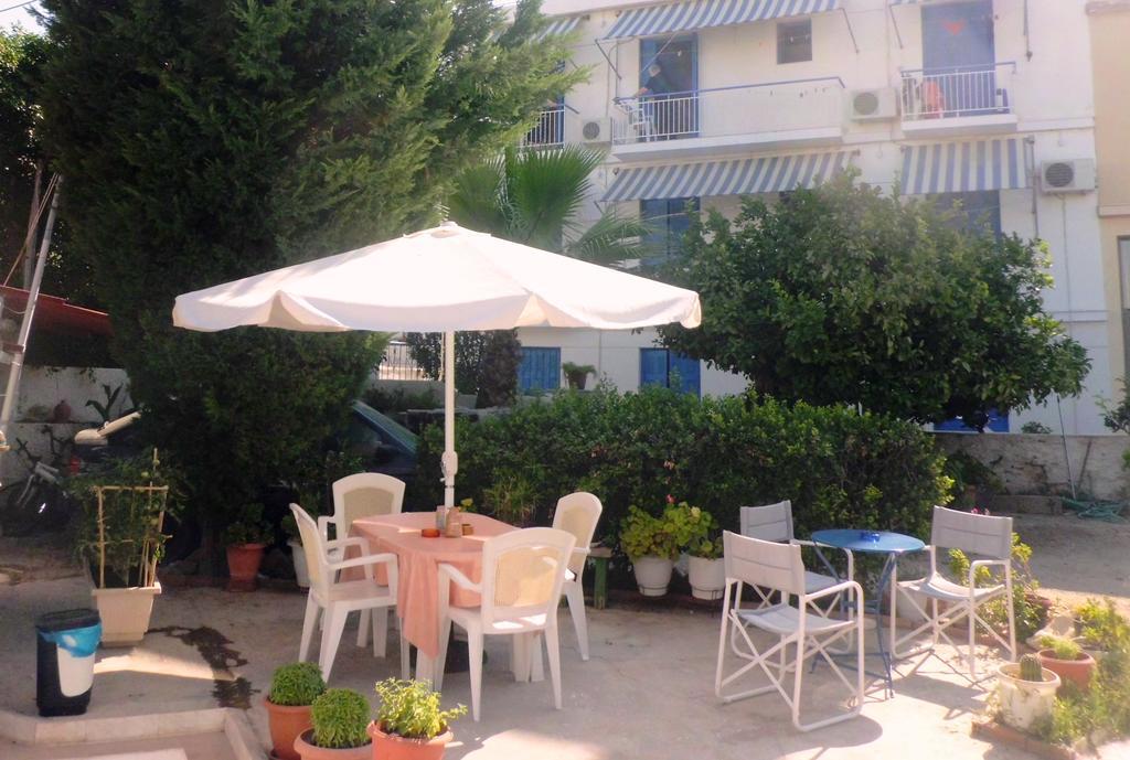 Hotel Marmarinos Aegina エクステリア 写真