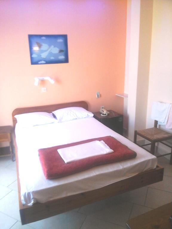 Hotel Marmarinos Aegina エクステリア 写真
